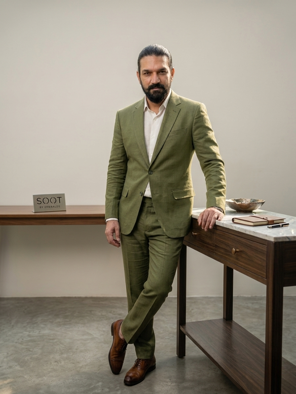 Olive Irish Linen Blazer - Emeralds 