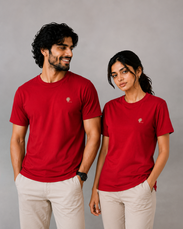 Red Essential Tee - Emeralds 