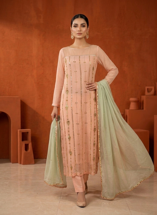 Peach Pearl - Emeralds 