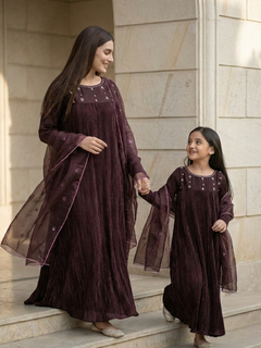 Mini Elara - Emeralds 