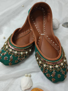 Green Nawabi Khussa - Emeralds 
