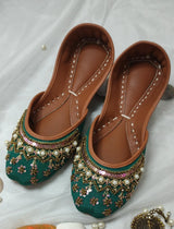 Green Nawabi Khussa - Emeralds 