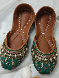 Green Nawabi Khussa - Emeralds 