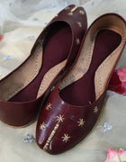 Maroon Zari Pure Leather Khussa - Emeralds 