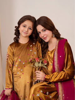 Golden Radiance Korean velvet ensemble – luxury women’s dress in Pakistan