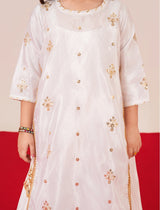 White embroidered girls dress – Mini Starburst kids wear 2025