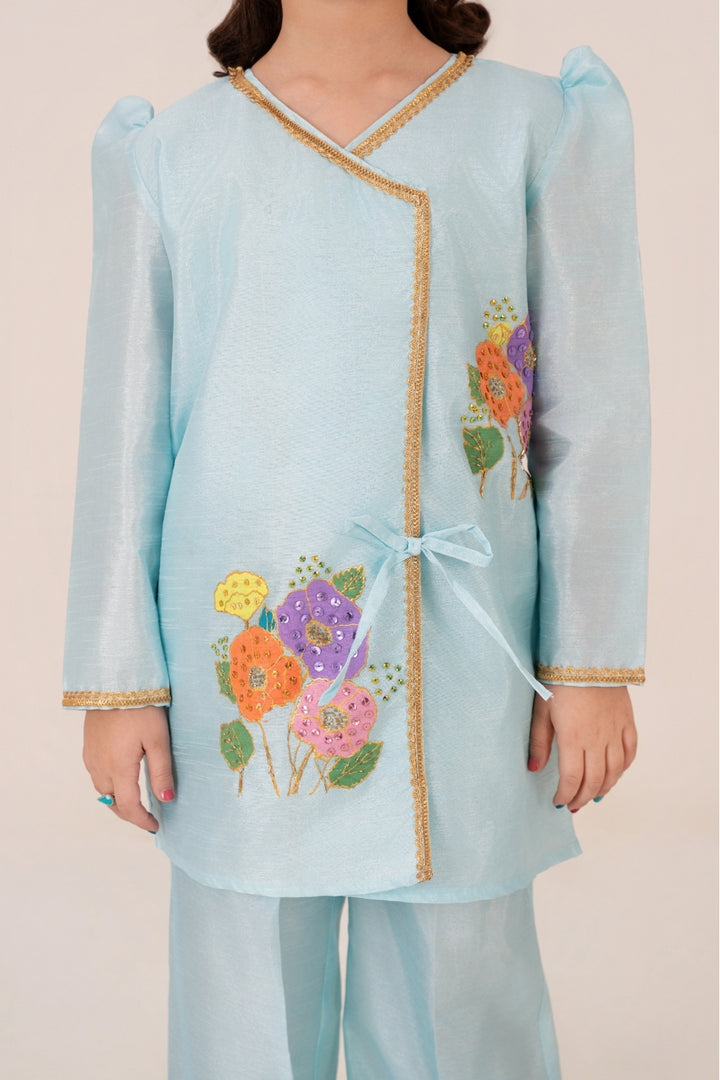 Cute girls floral outfit – luxury kids clothing in Pakistan