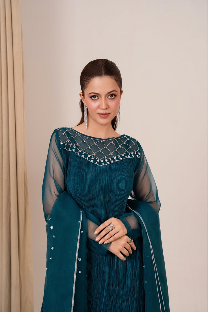 Jewel of Alara Mother couture – graceful Pakistani designer ensemble
