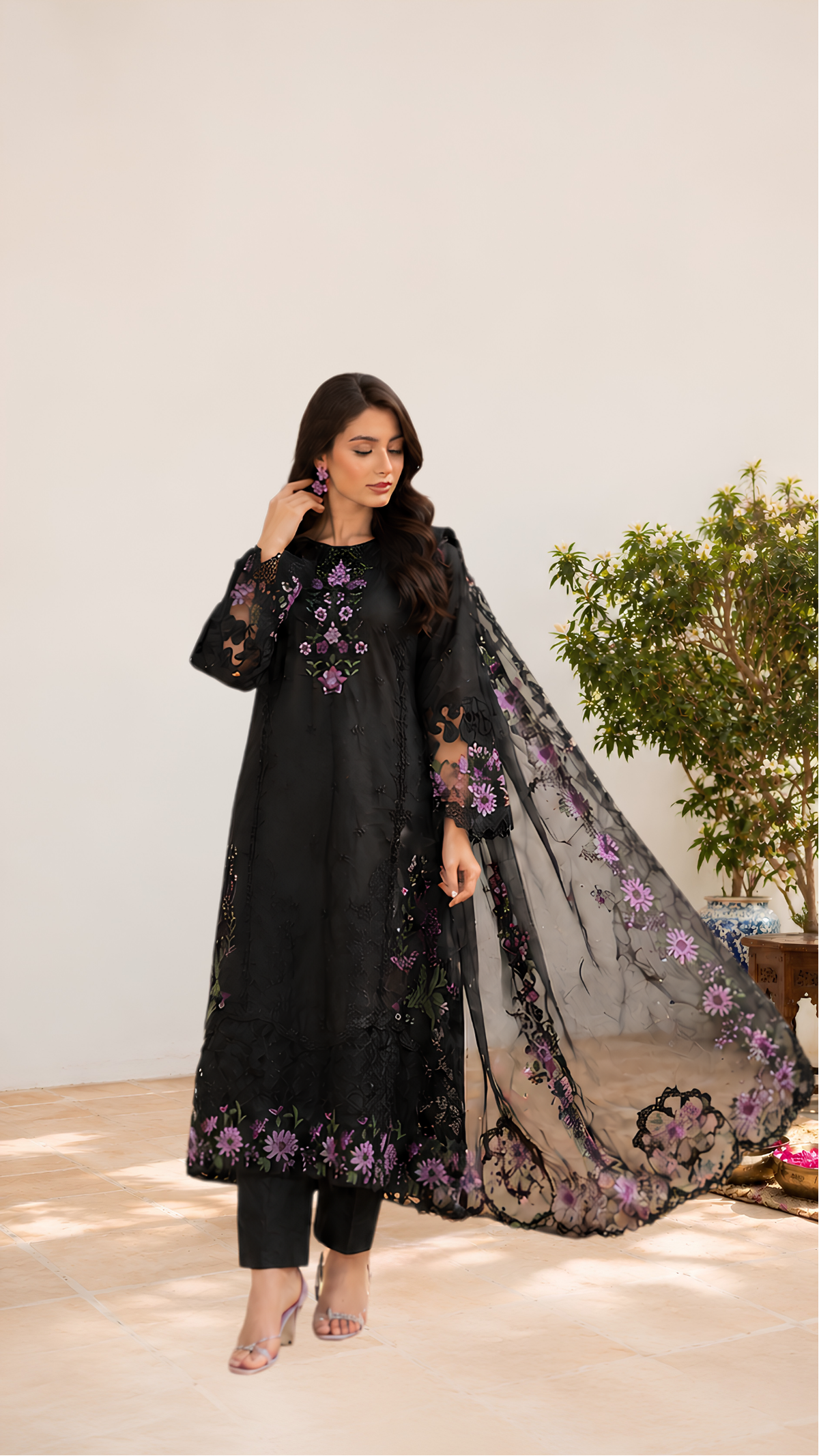 WOMEN COLLECTION